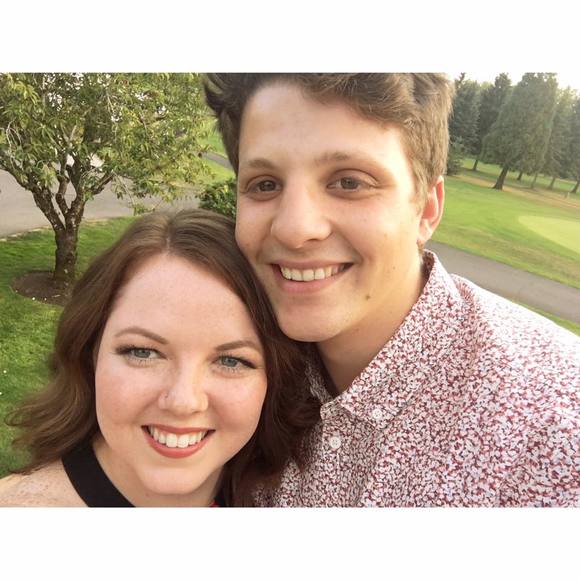 Meet your Posher, Taylor - Picture 1 of 1